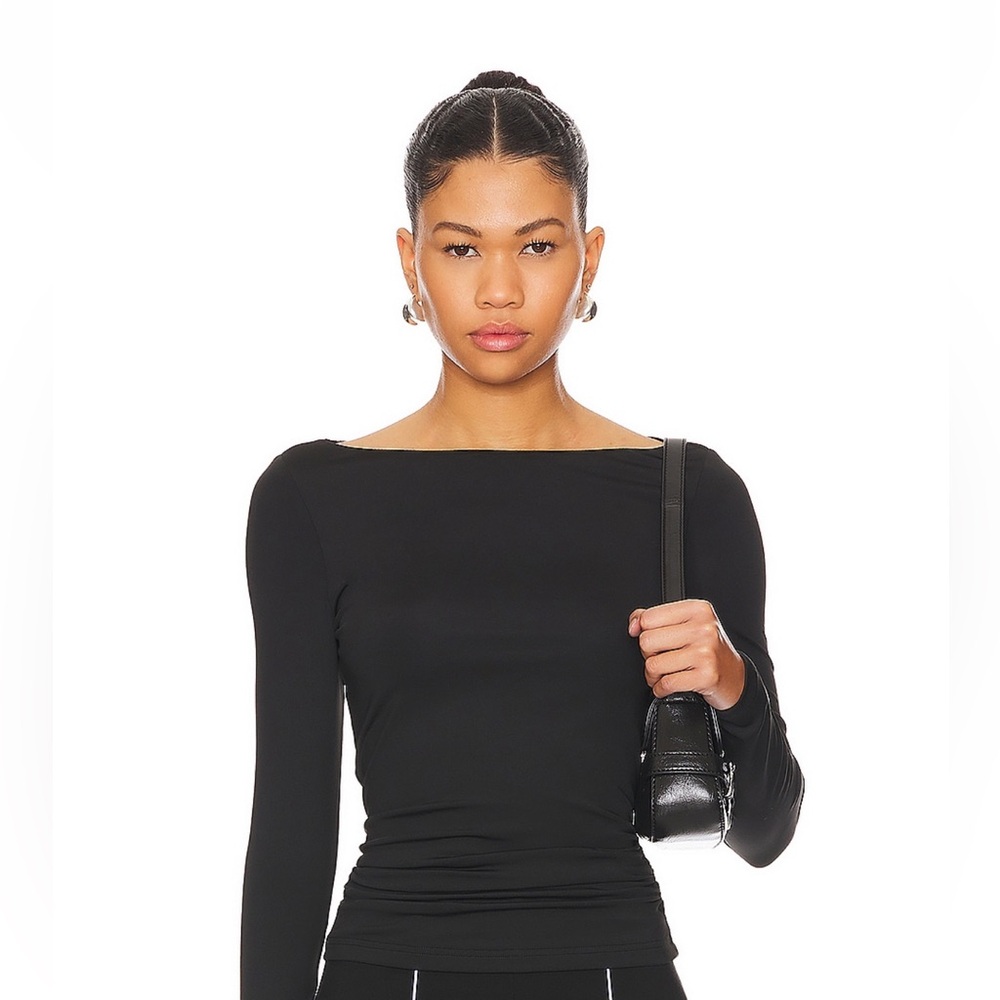 REVOLVE SUPERDOWN BLACK TOP SIZE XS